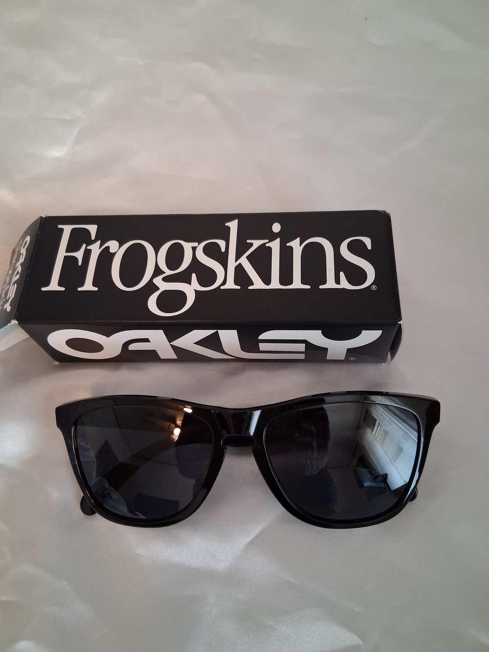 Oakley 0OO9013 Frogskins Sunglasses in Black